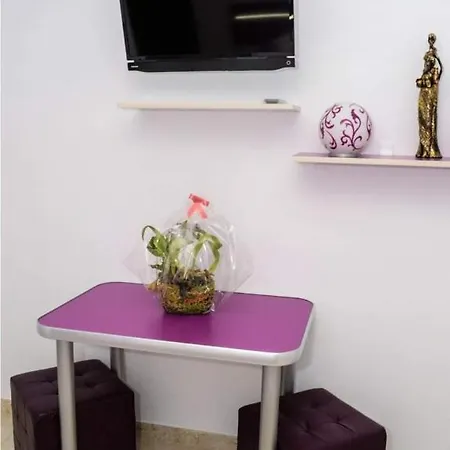 Miriam Luxury בית הארחה *